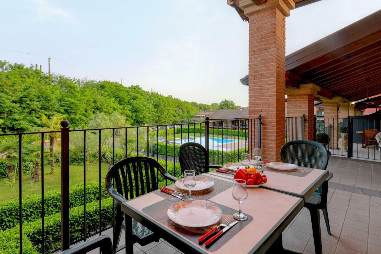 Peschiera Summer Home เปสเคียรา เดล การ์ดา ภายนอก รูปภาพ